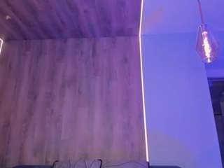 liizcooper live cam profile