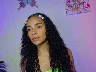 cassandraandrews - Live Cam