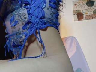 Live webcam model cassandraandrews on Soda Cams