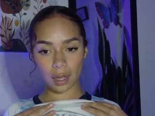 cassandraandrews webcam