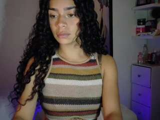 cassandraandrews live cam profile