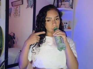 cassandraandrews live webcam show