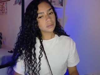 cassandraandrews live webcam show