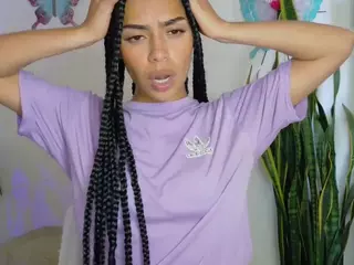 CassandraAndrews's Live Sex Cam Show