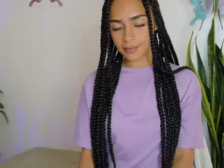 CassandraAndrews's Live Sex Cam Show