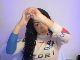 CassandraAndrews's Live Sex Cam Show