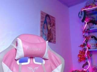 DanielaCute live cam preview