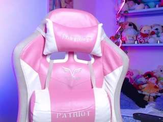 DanielaCute live cam preview