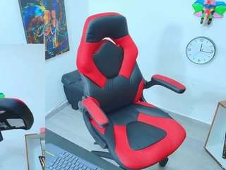 ambar-rose1's CamSoda show and profile