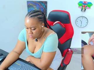 ambar-rose1 live webcam show