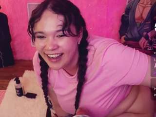 cherryladyexpansionist webcam model