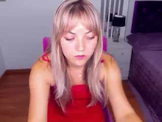 LucyDover's Live Sex Cam Show