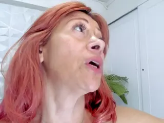 Cintia MILF's Live Sex Cam Show