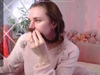 midniggghtsun webcam model