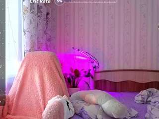 midniggghtsun's CamSoda show and profile