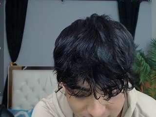 sweet-jeremy Live Webcam on CamSoda