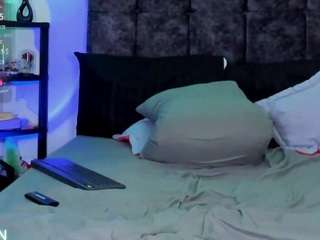 sweet-jeremy live cam profile