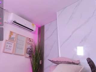 chlooee Live Webcam on CamSoda