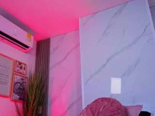 chlooee live cam
