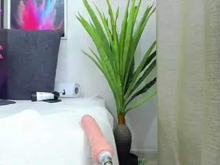 Chlooee's Live Sex Cam Show