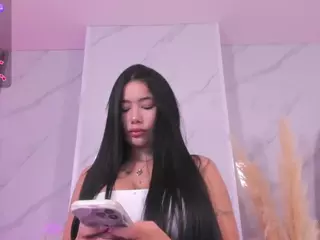 Chlooee's Live Sex Cam Show