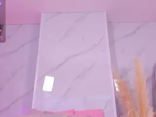 Chlooee's Live Sex Cam Show