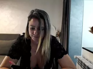 Claire95's Live Sex Cam Show