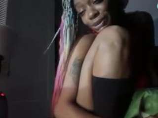 DelightfulDark live cam preview