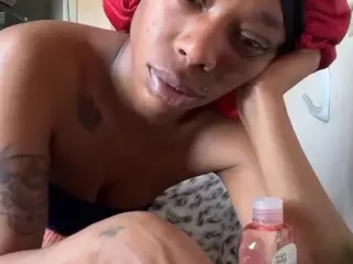 DelightfulDark's Live Sex Cam Show