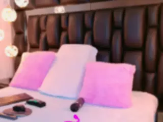 Sarahgrey18's Live Sex Cam Show