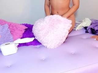 veka-worldd Live Webcam on CamSoda