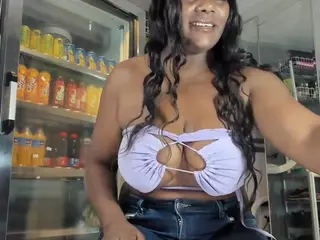mareiabold's Live Sex Cam Show