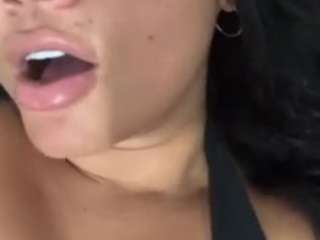 sexysofiax webcam model