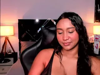 QUEEN BOOBS's Live Sex Cam Show