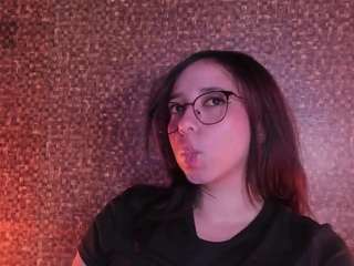 sweet-glen live webcam show