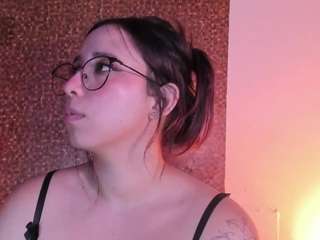 sweet-glen live webcam show