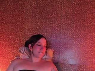 Apartment 28 live cam preview