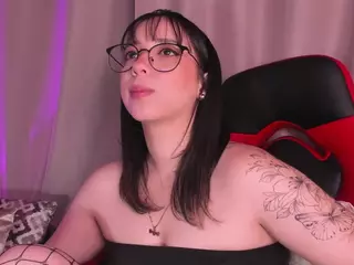 ARYA's Live Sex Cam Show