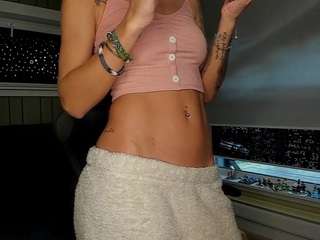 agatabryantt Live Webcam on CamSoda