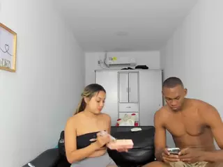 blackandwhite-1's Live Sex Cam Show