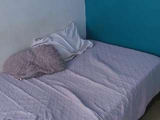le modèle kimberlyjackson est en webcam porno dans un show sur le site camsoda, il possède les tags suivants: amateur,facial piercings,twerk,tattoos,strip,smoking,pussy,glasses,fingers,fetish,anal,feet,drinking,double-penetration,dildo,cum,butt-plug,brown eyes,blowjob,black hair