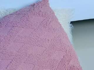 snowwhithe live cam profile