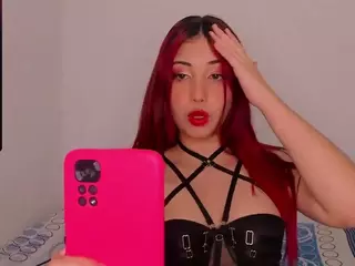 Evaa's Live Sex Cam Show