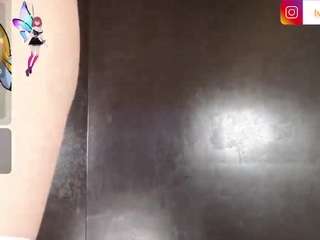 ivannna Live Webcam on CamSoda