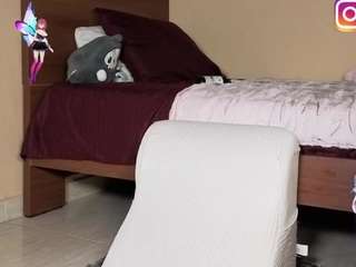 Live webcam model ivannna on Soda Cams