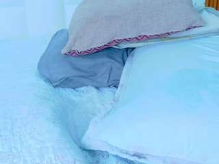 irresistiblemilf webcam model