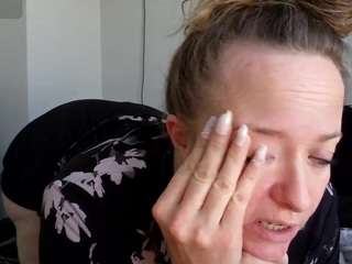 julimonroe Live Webcam on CamSoda