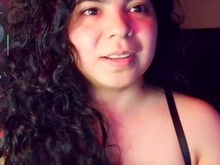 kimmiakiss webcam model