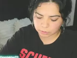 Kimmiakiss's Live Sex Cam Show