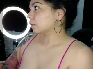 Kimmiakiss's Live Sex Cam Show